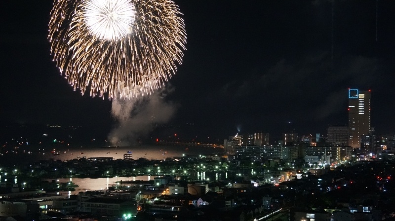 8月12日 14日迄 さぬき高松まつり です 公式サイト 香川に宿泊するなら 旅館 喜代美山荘 花樹海 8月12日 14日迄 さぬき高松まつり です 公式サイト 香川に宿泊するなら 旅館 喜代美山荘 花樹海